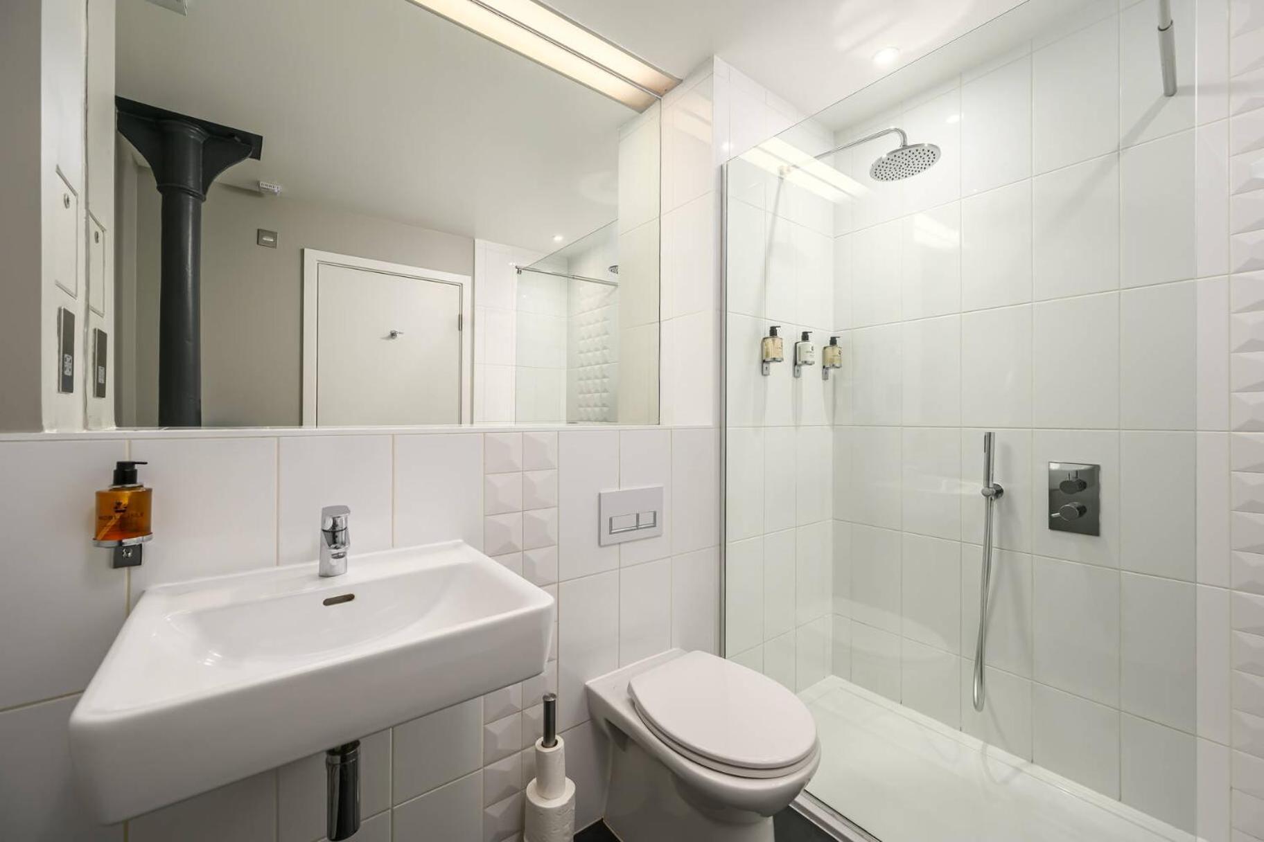 Destiny Scotland -The Malt House Apartments Эдинбург Экстерьер фото