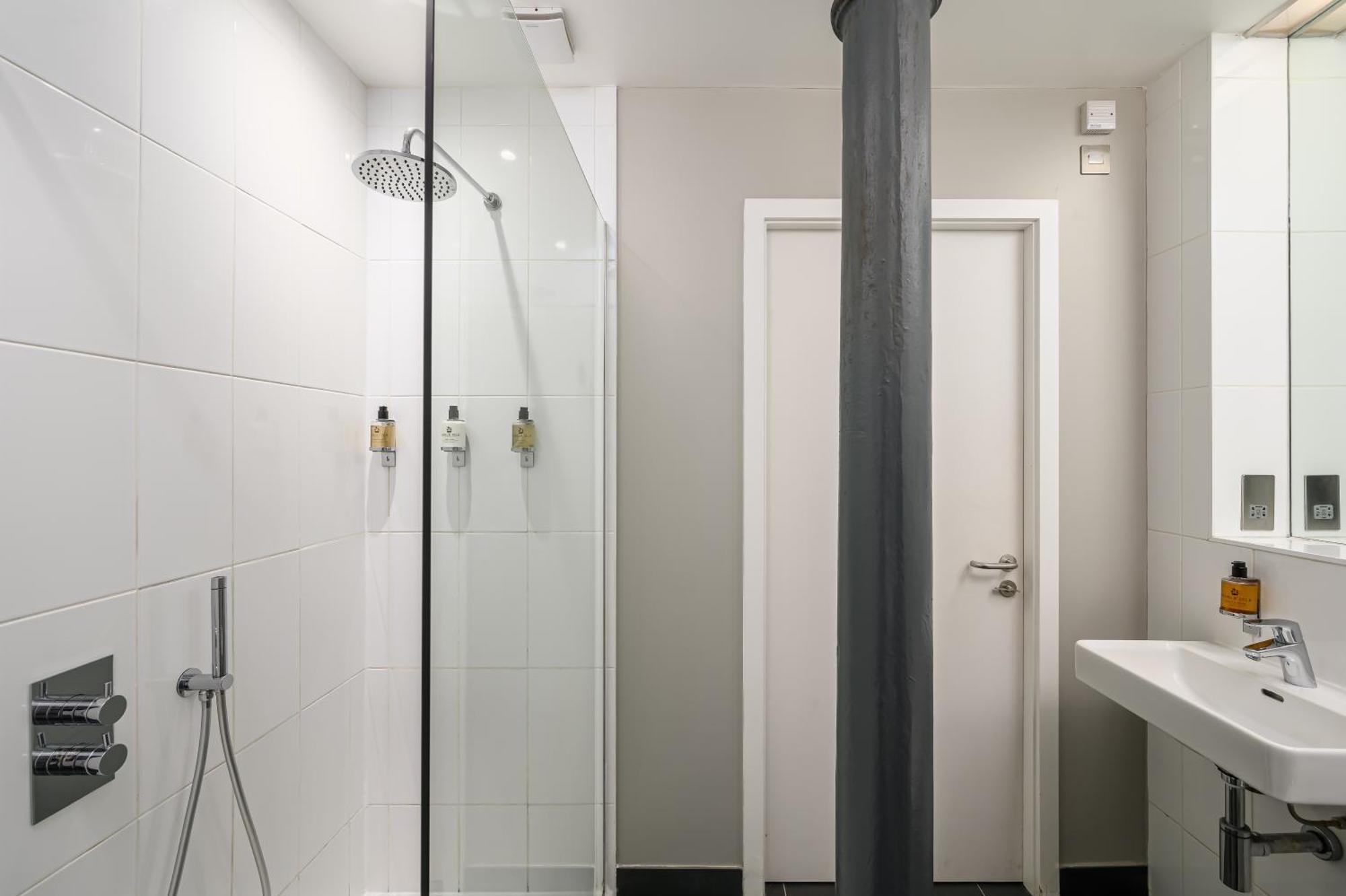 Destiny Scotland -The Malt House Apartments Эдинбург Экстерьер фото